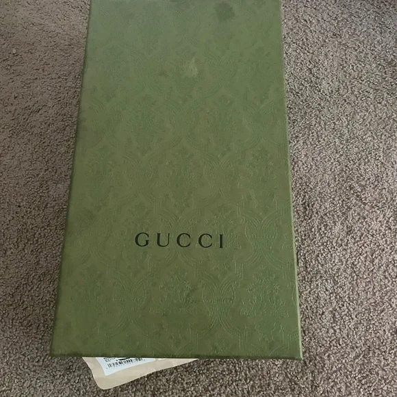 Gucci slides - Picture 7 of 7